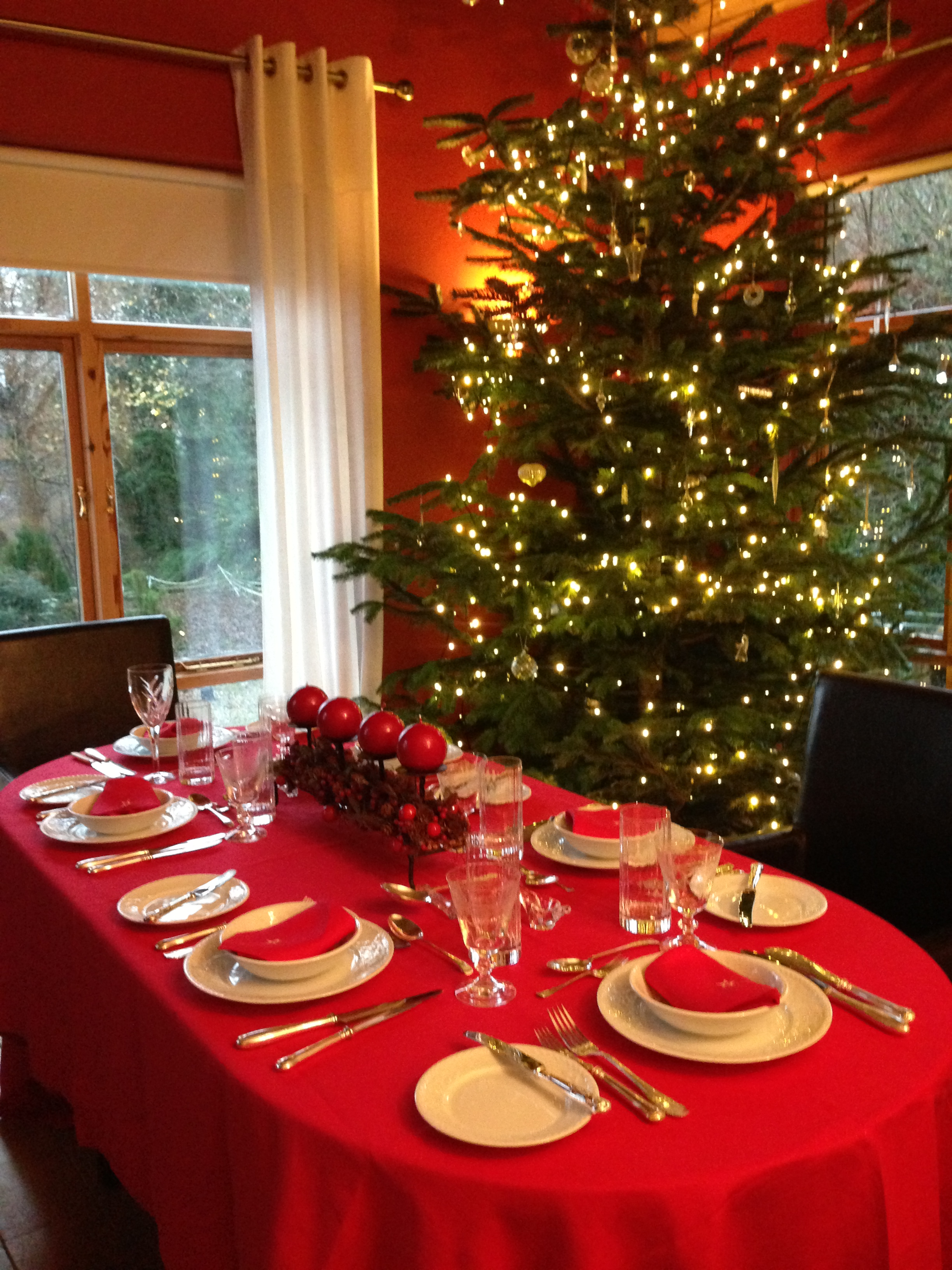 Christmas table