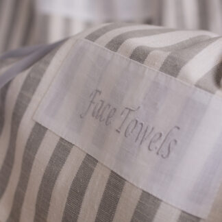 The Face Towel or Tuáillí Aghaidhe (face towels in Irish) bag in crisp grey and white. Sold out