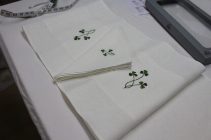 Three little Shamrocks runner in green threads on ivory Irish linen. - Image 3