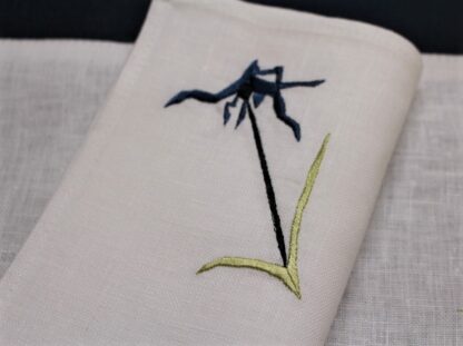 River Daisy Dinner Napkins - Image 3