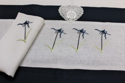 River Daisy Dinner Napkins - Image 4