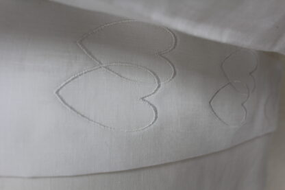 Fine Irish linen Pillow Cases with Entwined Hearts - Box of two  New - Image 2