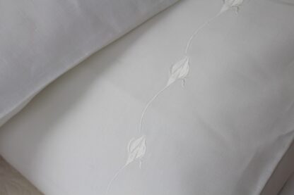 Fine Irish linen Pillow Cases embroidered with white roses- Box of two- - Image 3